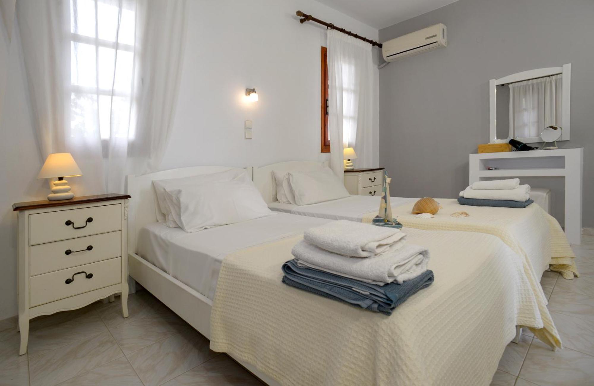 Albouro Seafront Apartments كاتيليوس المظهر الخارجي الصورة