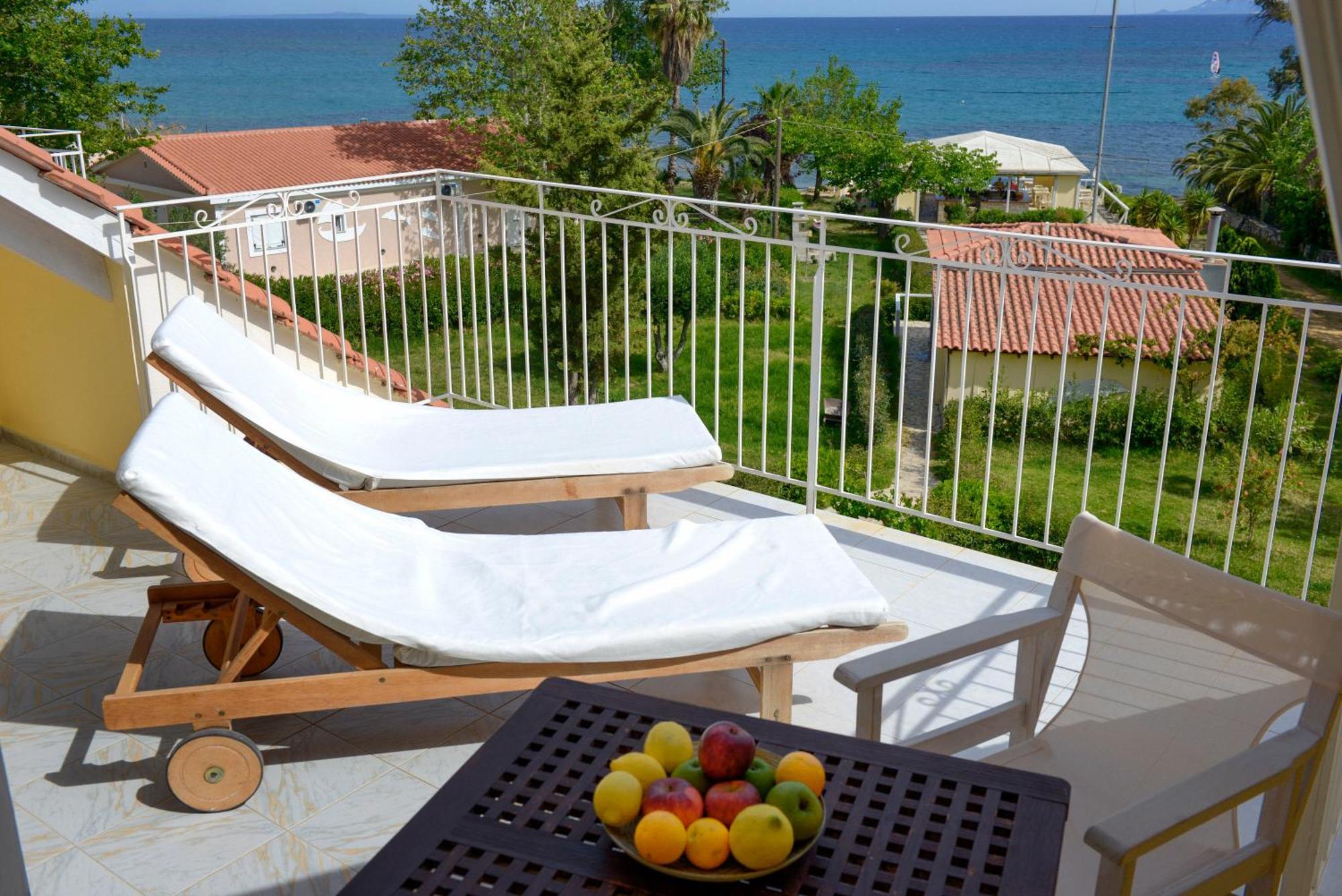 Albouro Seafront Apartments كاتيليوس المظهر الخارجي الصورة
